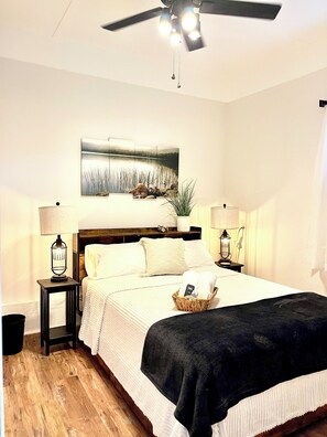 Ferros/tábuas de passar roupa, Wi-Fi, roupa de cama