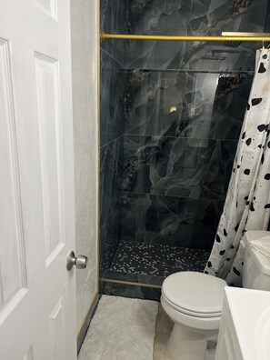 Luokittelematon kuva, 4 kautta 11, painike