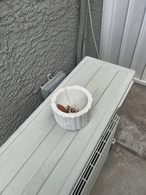 Uklassifisert bilde, 3 av 11, knapp