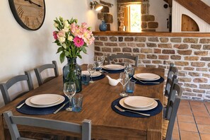Dining - Feunteuniou, maison bretonne entre mer et campagne (PLEUMEUR BODOU)
