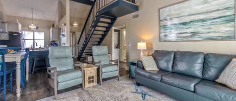 Smart TV, fireplace
