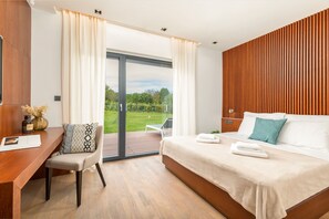 5 chambres, fer et planche à repasser, Wi-Fi, literie fournie