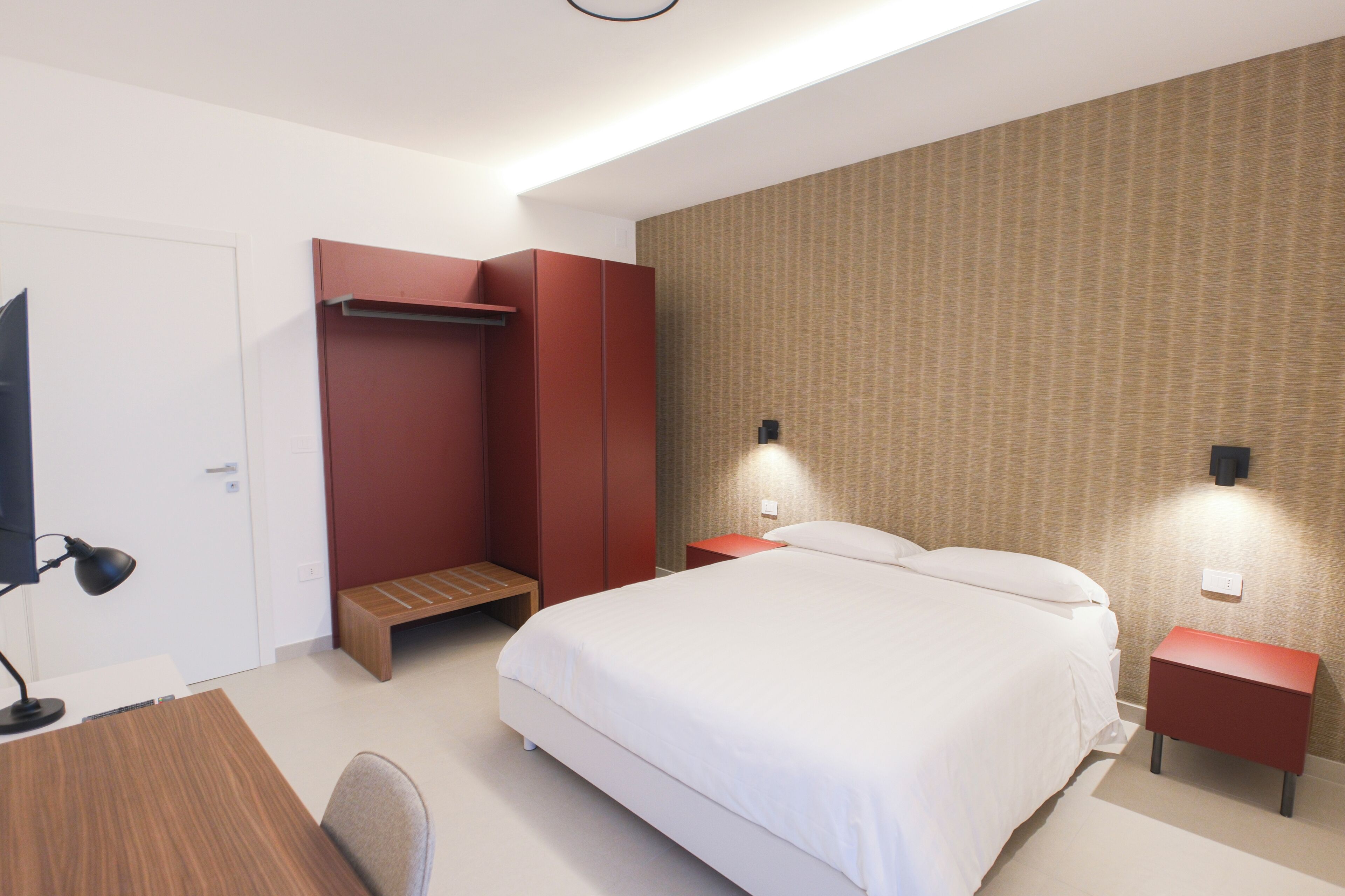 Fer et planche à repasser, Wi-Fi, draps fournis