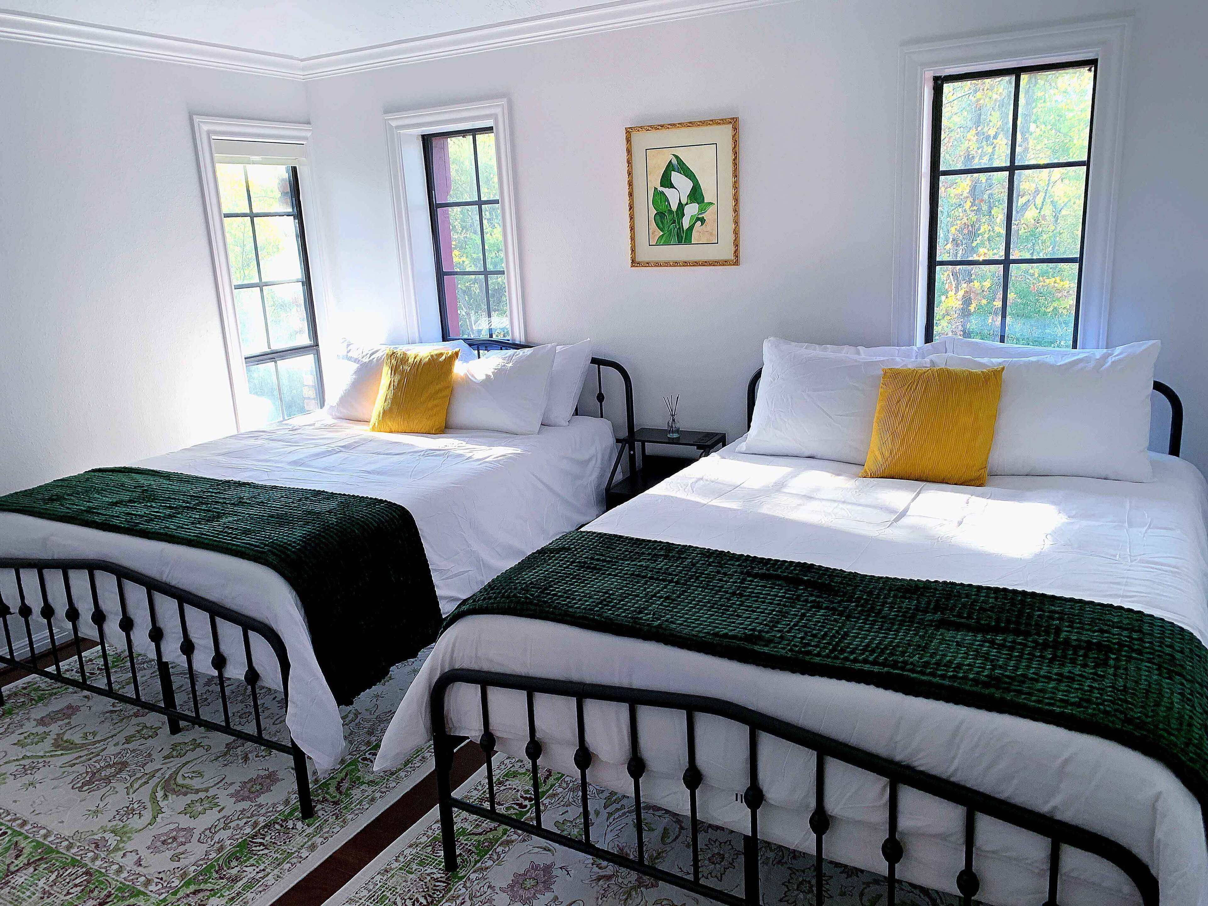 5 soverom, strykejern/-brett, wi-fi (inkludert) og sengetøy