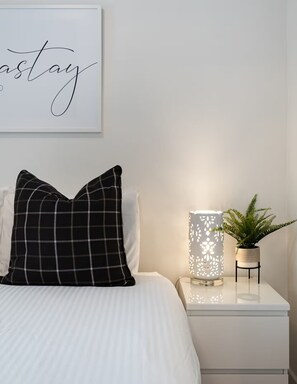 1 bedroom, iron/ironing board, internet, bed sheets