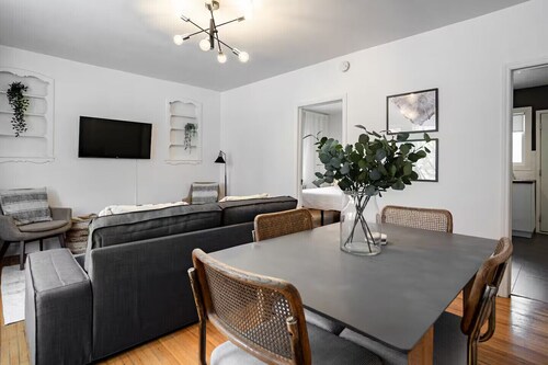 Home-Style 1BR Near HSC | Free Parking