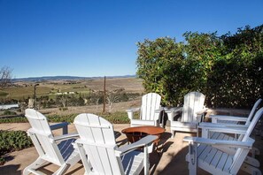 House, 6 Bedrooms, Mountain View | Property grounds - Bathurst Goldfields Resort (Mount Panorama)