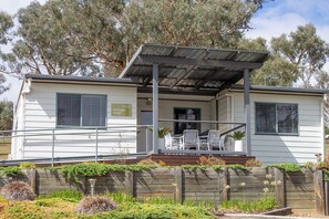 House, 4 Bedrooms, Garden View | Free WiFi - Bathurst Goldfields Resort  (Mount Panorama)