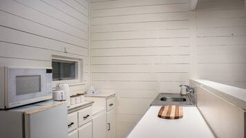 Family Cabin, Balcony, Garden View | Private kitchen