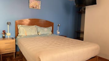 Quarto casal básico | Banheiro