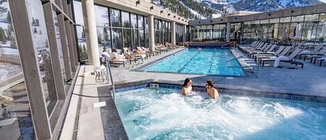 Ulkouima-allas, lämmitetty uima-allas