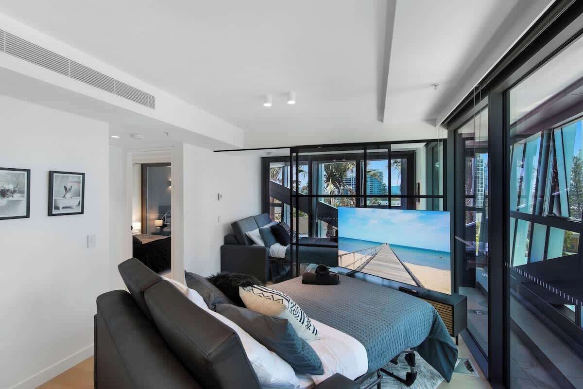 熨斗/熨衫板、Wi-Fi、床單