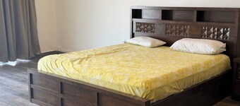 Mogappair East GG nagar 3 BR with attach Bath ,GROUND FLOOR residential locality