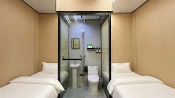 Standard Twin Room | Blackout drapes, free WiFi, bed sheets