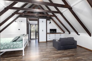 Bügeleisen/Bügelbrett, WLAN, Bettwäsche