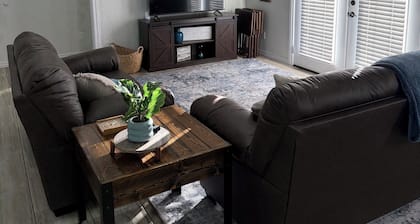 The Cozy Townhome