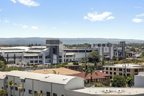 Exterior - Yves Mermaid Beach Apartments by CLLIX (Mermaid Beach)