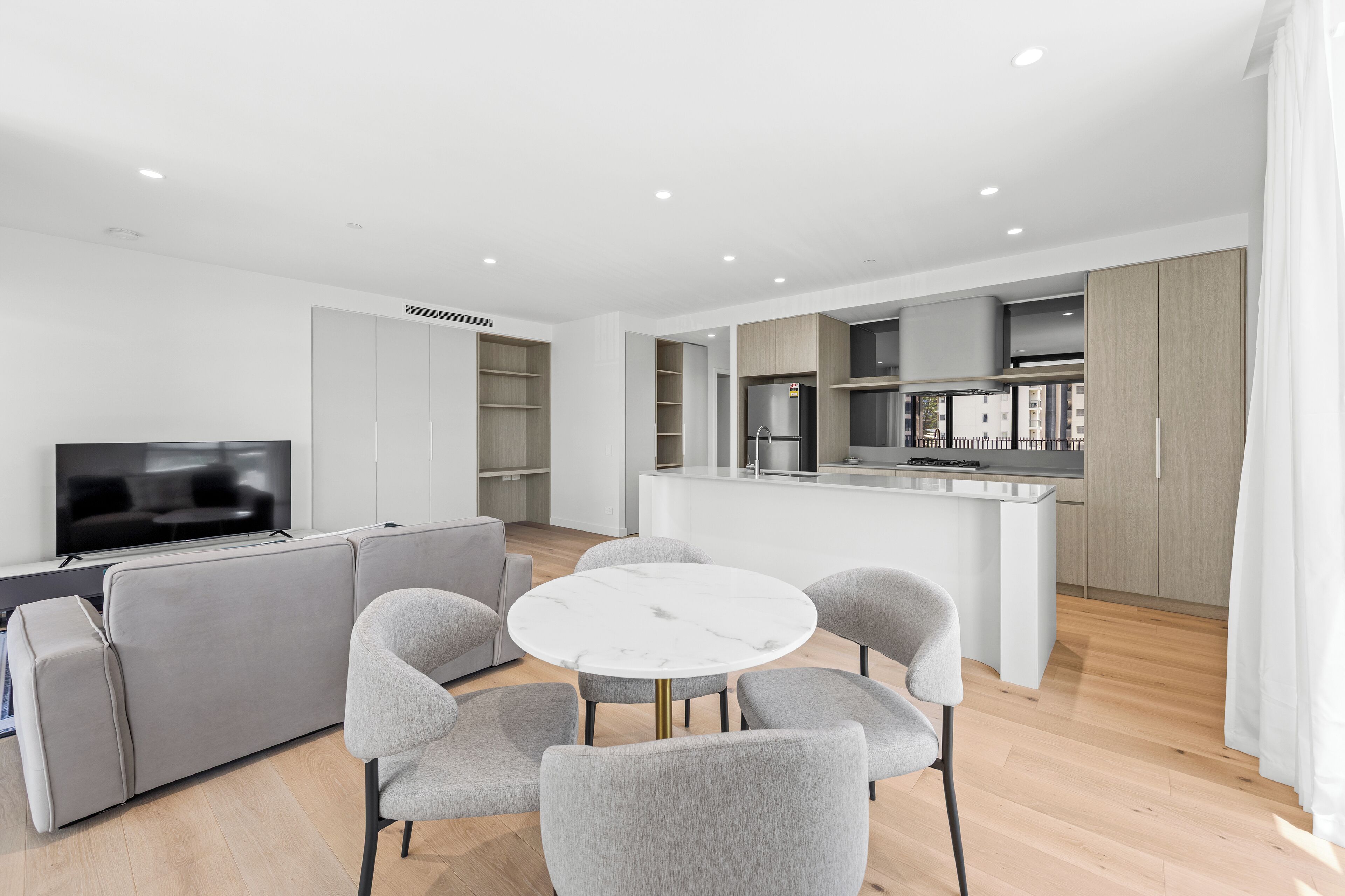 Two Bedroom Two Bathroom Apartment | Dining