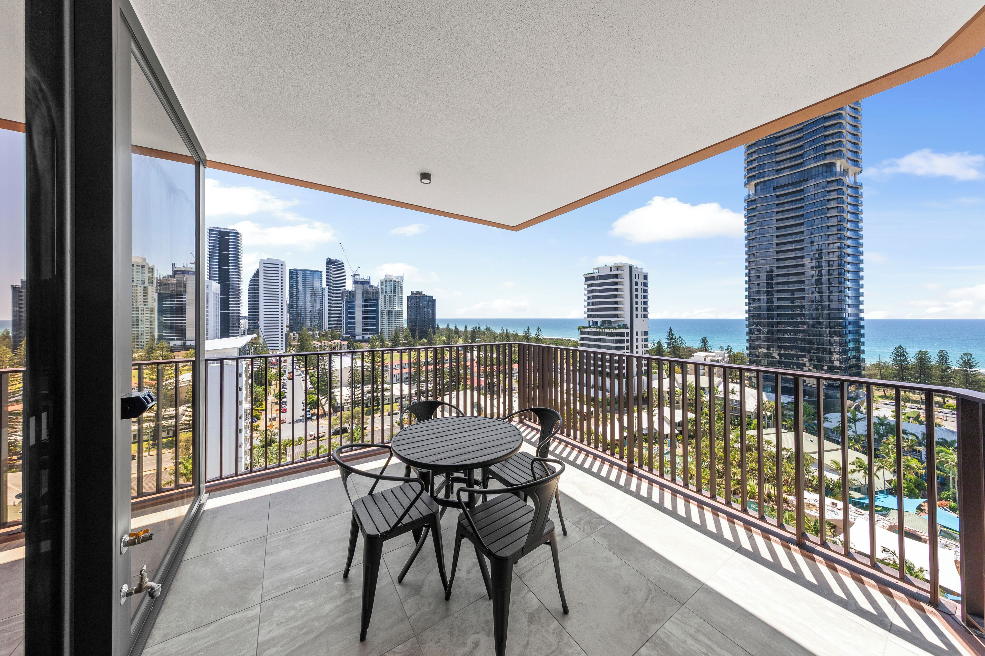 Appartement, 3 chambres, 2 salles de bains | Terrasse/Patio