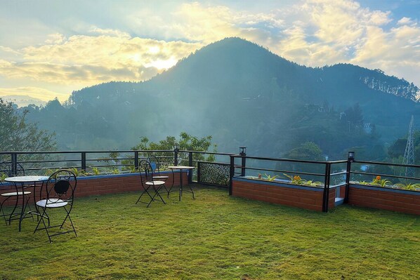 Double Room, Mountain View | Outdoor dining - Monaara leisure - Ella (Ella)