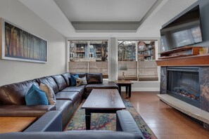 TV, fireplace - Joy Mountain Retreat | Pool, Hot Tub, Spa |Parking (Canmore)