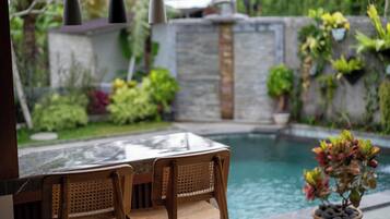 Alberca al aire libre