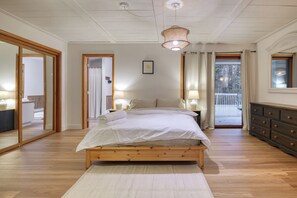Tabla de planchar con plancha, wifi y ropa de cama 