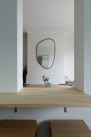 Interior - Renovated Cottage Close To The CBD (South Launceston)