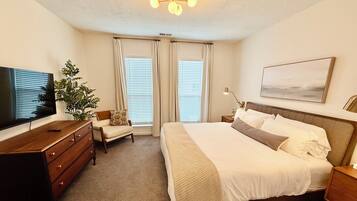 4 bedrooms, desk, iron/ironing board, travel cot