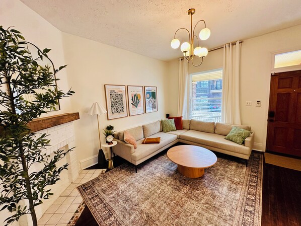 Smart TV, video games, stereo