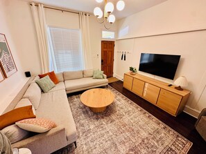 Smart TV, video games, stereo