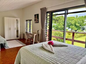 2 bedrooms, desk, free WiFi, bed sheets