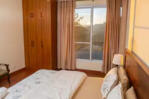 Cottage | Free WiFi - Galiyat 3BR Cottage Forest Views (Abbottabad)