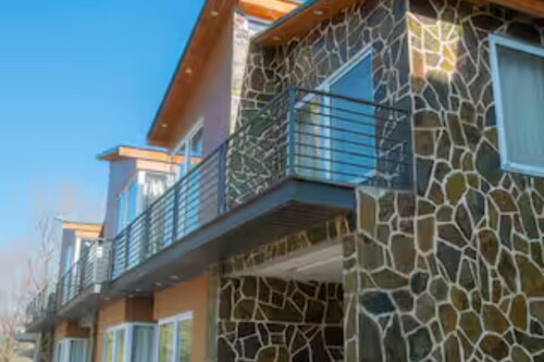 Galiyat 3BR Cottage Forest Views