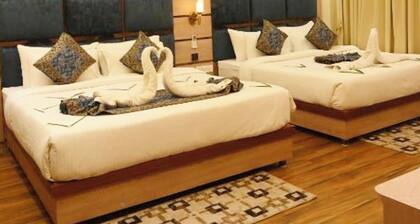 Hotel Mantavya Varanasi