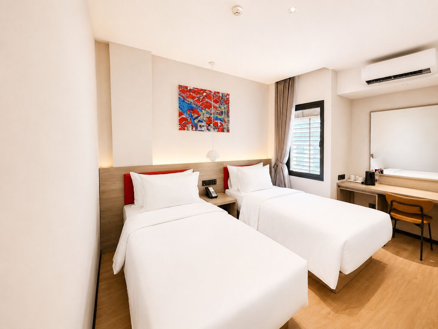 Habitación superior con 2 camas individuales | Escritorio y wifi gratis