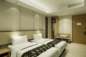 Laptop workspace, free WiFi - Prime Plaza Hotel Mataram (Mataram)