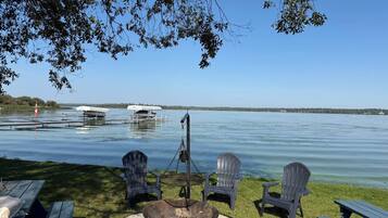 Cabin, 3 Bedrooms, Accessible, Balcony | Property grounds