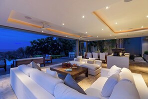 Outdoor dining - Villa Napa B11 (Koh Samui)
