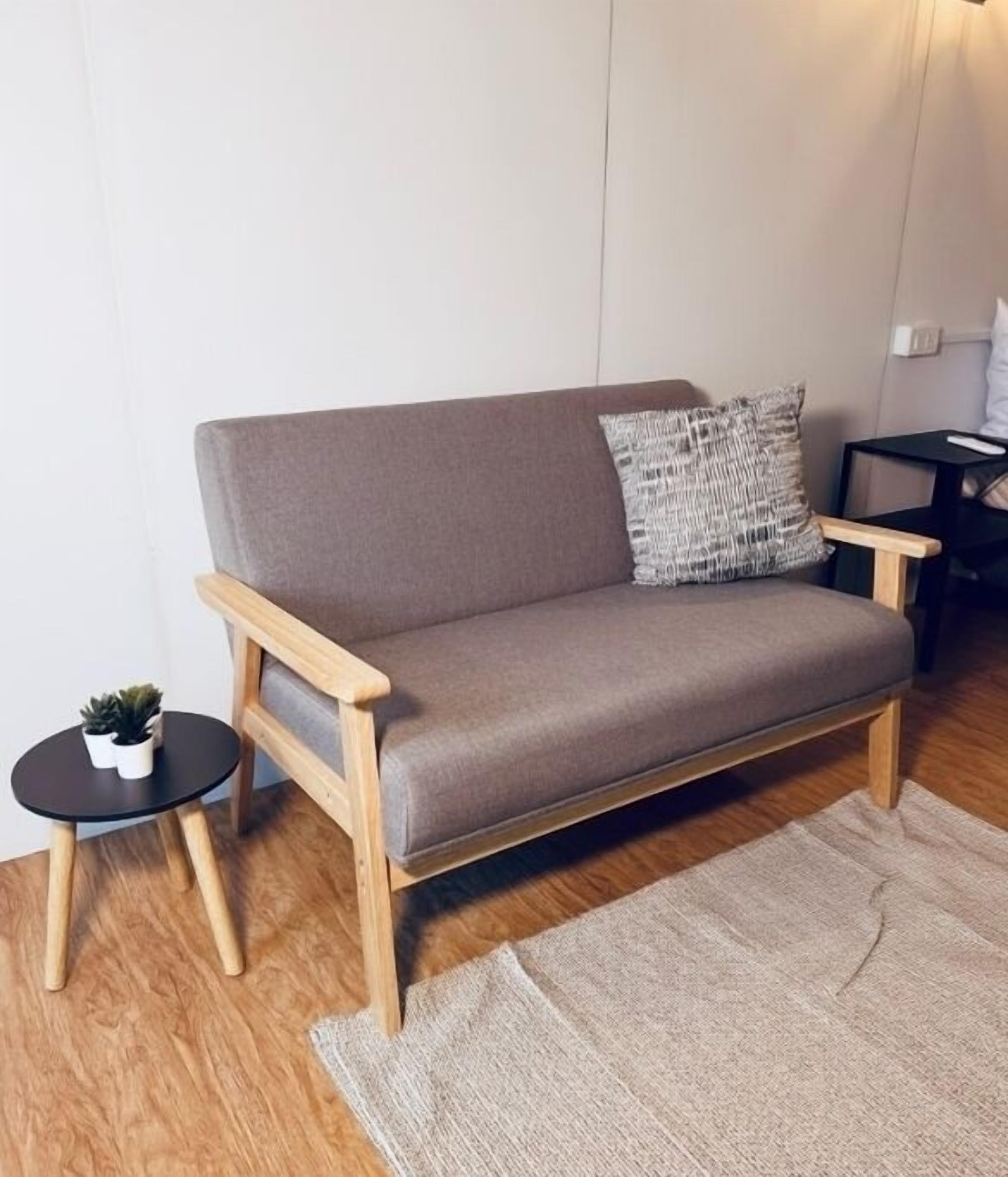 Tweepersoonskamer, balkon | Woonruimte