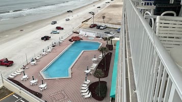 Piscine extérieure, piscine chauffée