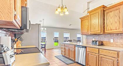 Beautiful 3-bedroom house with AC in wonderful Altus with Altus TDY House