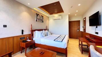 Superior Double or Twin Room | Iron/ironing board, free WiFi