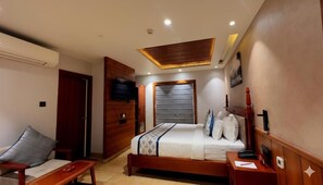 Iron/ironing board, free WiFi - Hotel Ra Vista (Barakpur)
