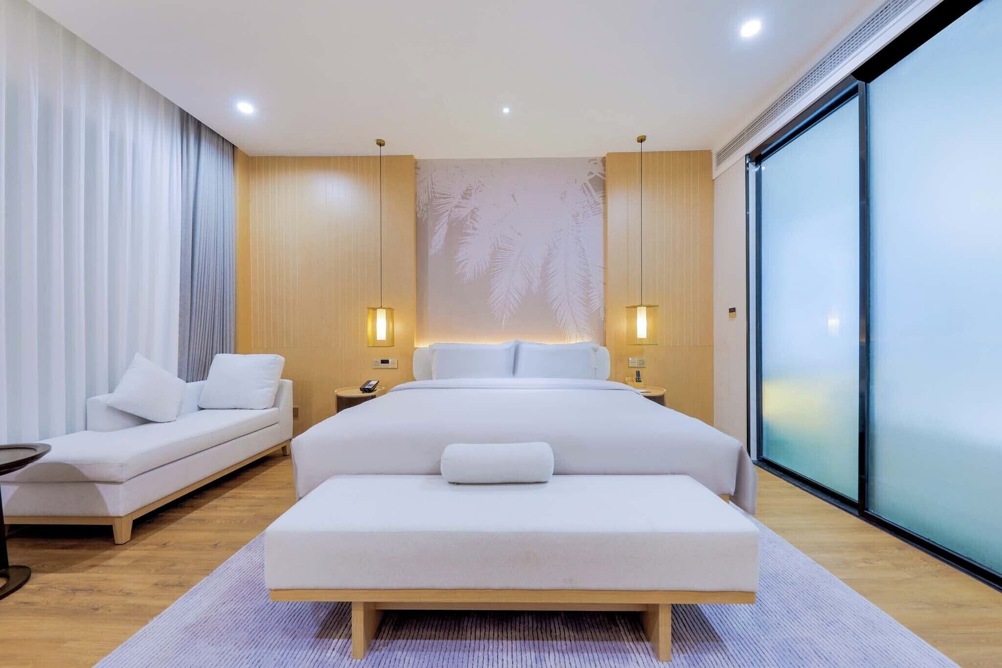 Luksus-dobbeltrom | Blendingsgardiner, lydisolert, strykejern/-brett og wi-fi (inkludert)