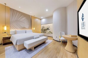 Basic Double Room | Blackout drapes, soundproofing, iron/ironing board, free WiFi - Sanya Coconut Dream Corri RenJoy Hotel (Sanya)