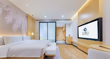 Sanya Coconut Dream Corri RenJoy Hotel