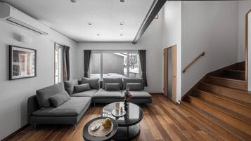 Apartment | Living area