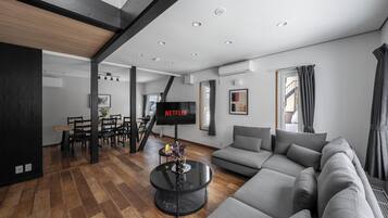 Apartment | Living area