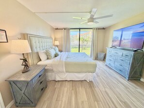 Desk, iron/ironing board, WiFi, bed sheets - Beach Days & Resort Ways — Luxe Coastal Retreat (Cocoa Beach)